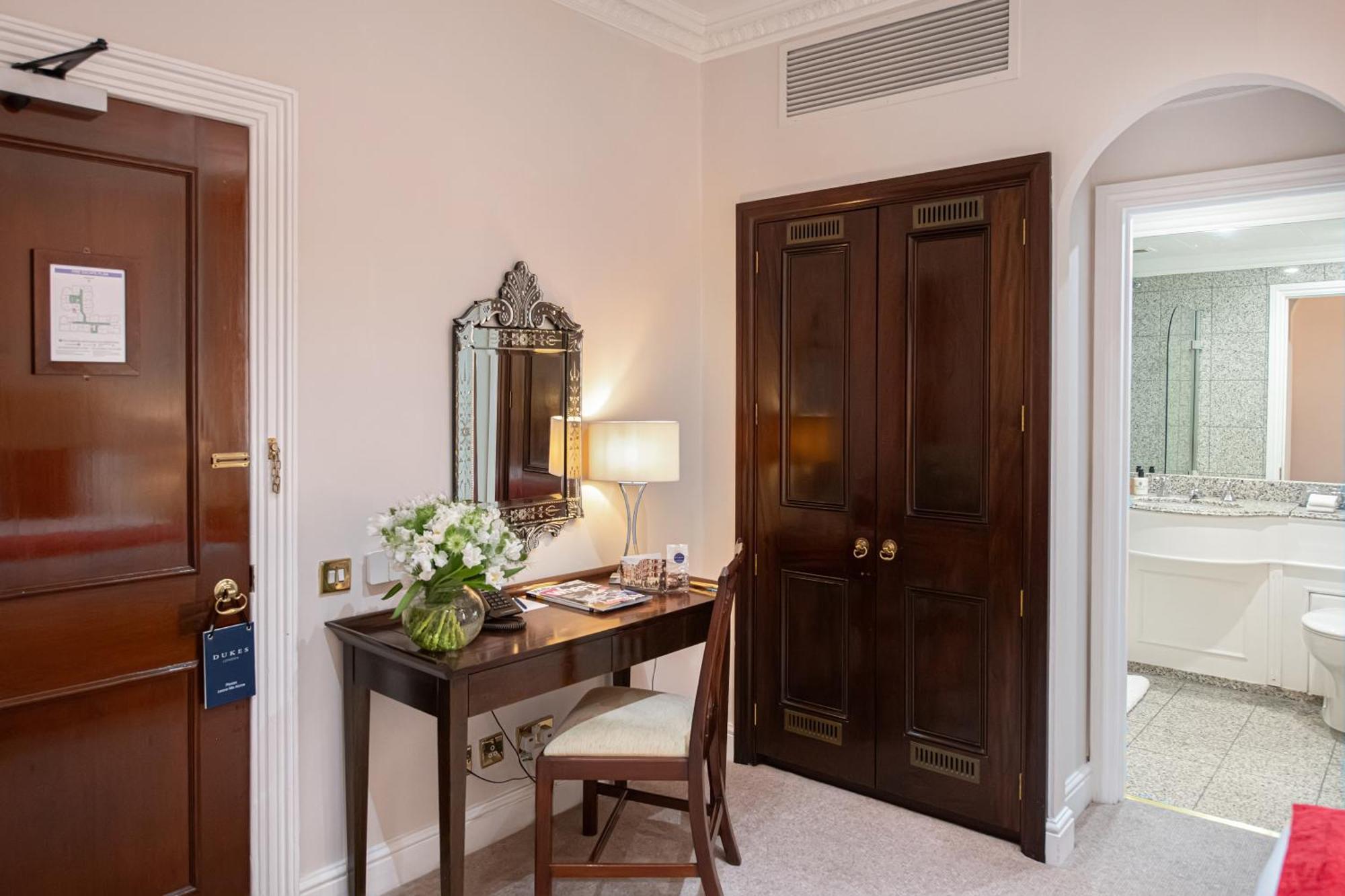 Hotel Dukes Londra Esterno foto